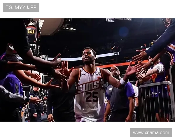 贾里德巴特勒对湖人狂砍35分7篮板9助攻引发多队关注的热议